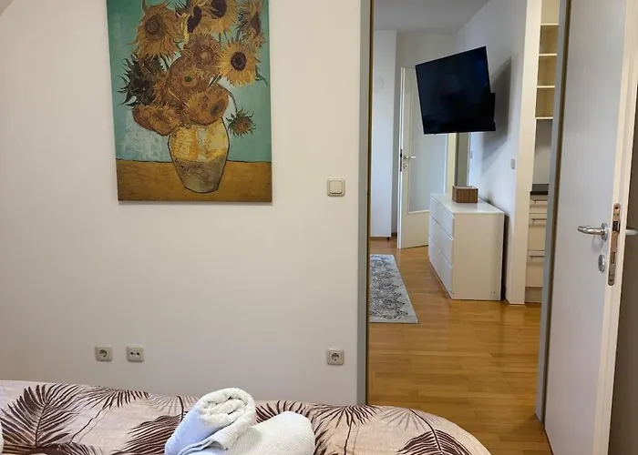 Apartman Floor Near Palace Schoenbrunn *